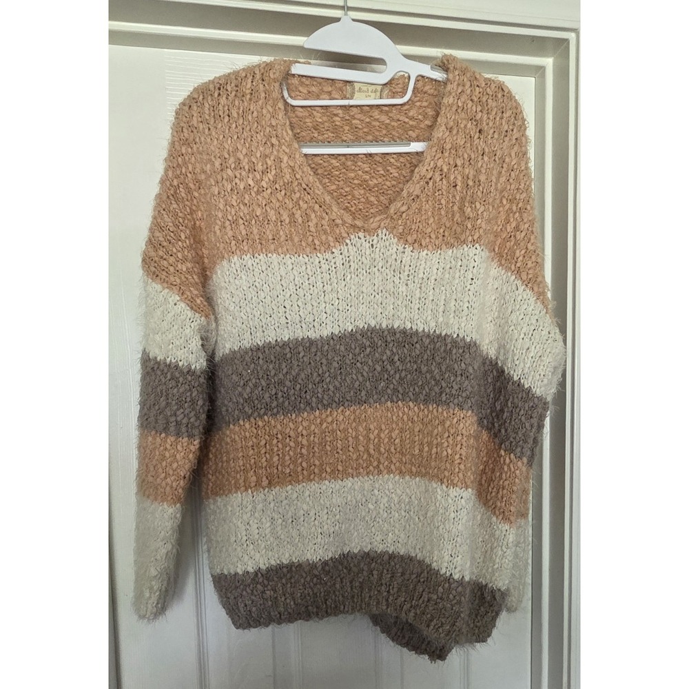 Altar'd State Striped Popcorn Eyelash Knit V-Neck Sweater Tan Cream C9300 S/M